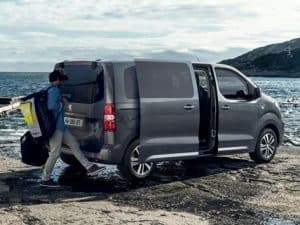 PEUGEOT Traveller